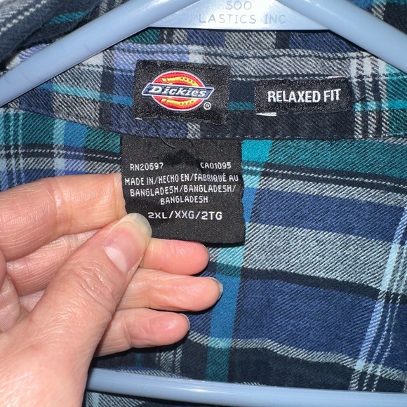 Dickies Relaxed Fit Blue and Black Plaid Shirt - Picture 2 of 12